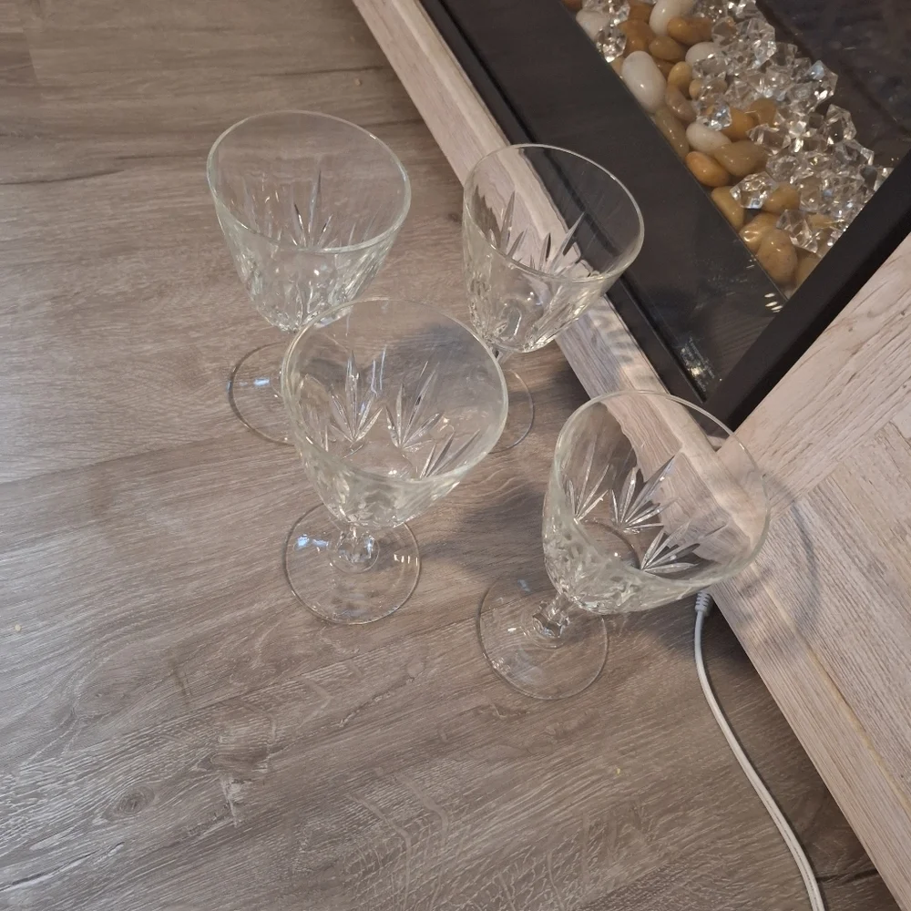 Crystal set of 4 wine water stems